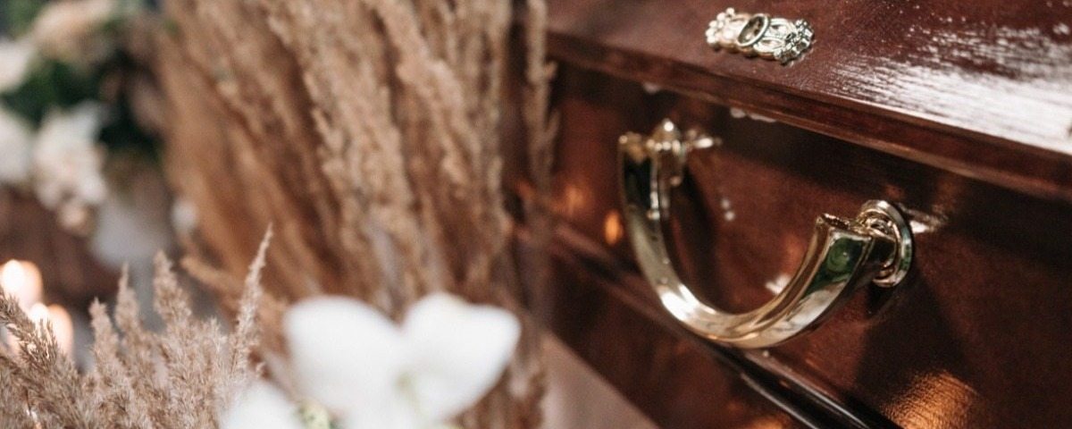 wooden-coffin